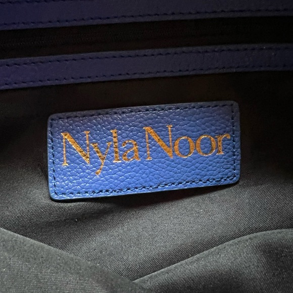 Nyla Noor Soho Tote - Picture 4 of 4